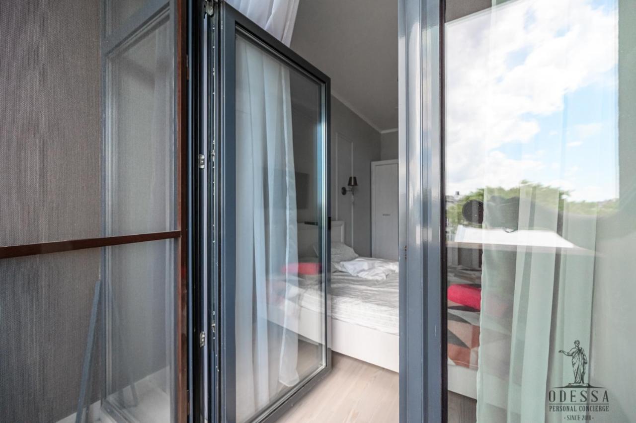 City Center New House Odessa Eksteriør billede