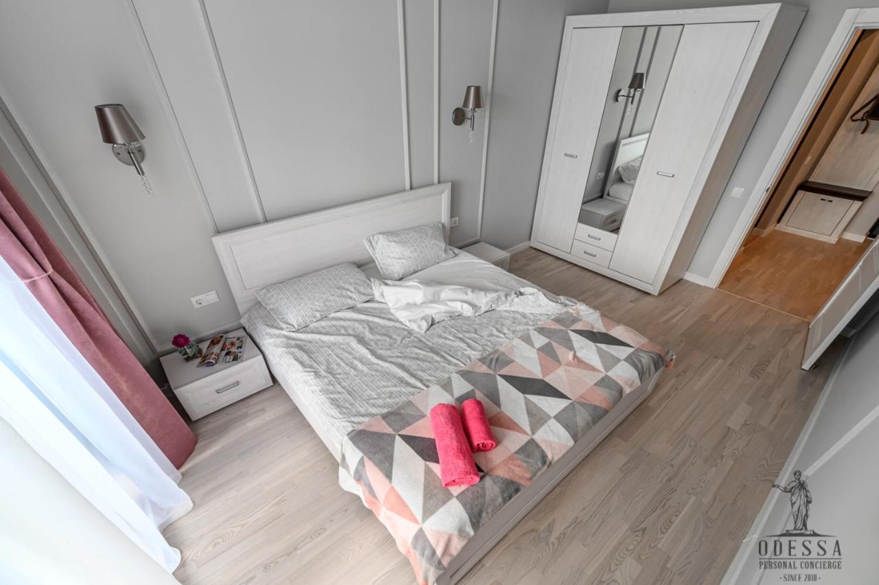 City Center New House Odessa Eksteriør billede