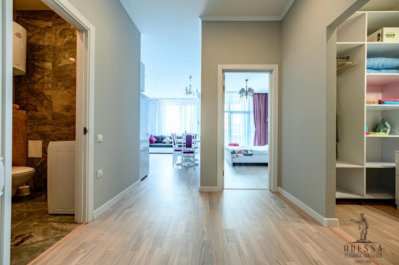 City Center New House Odessa Eksteriør billede
