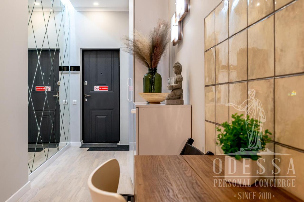 City Center New House Odessa Eksteriør billede